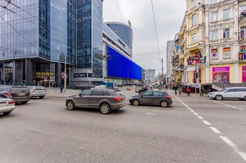 Sale / Apartment, Kyiv, Pechersk District, Baesyna Street