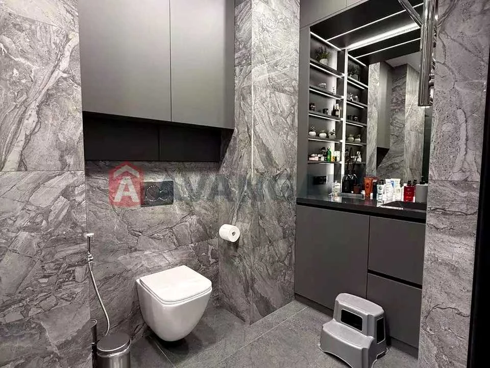 Apartment. Дніpro, Yaruzhna st.