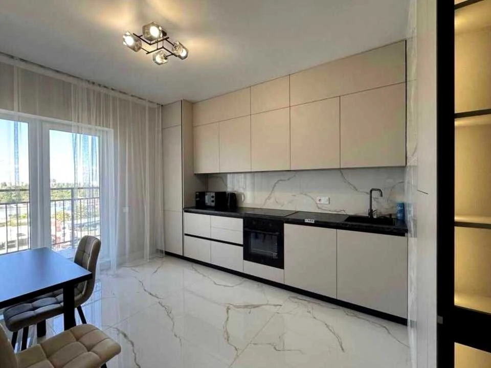 Apartment. Odessa, Krasnova st.
