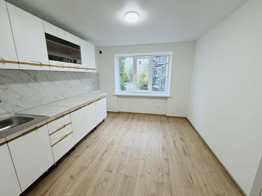 For Sale 1-bedroom apartment near AТB on Vasyl Nikit Street