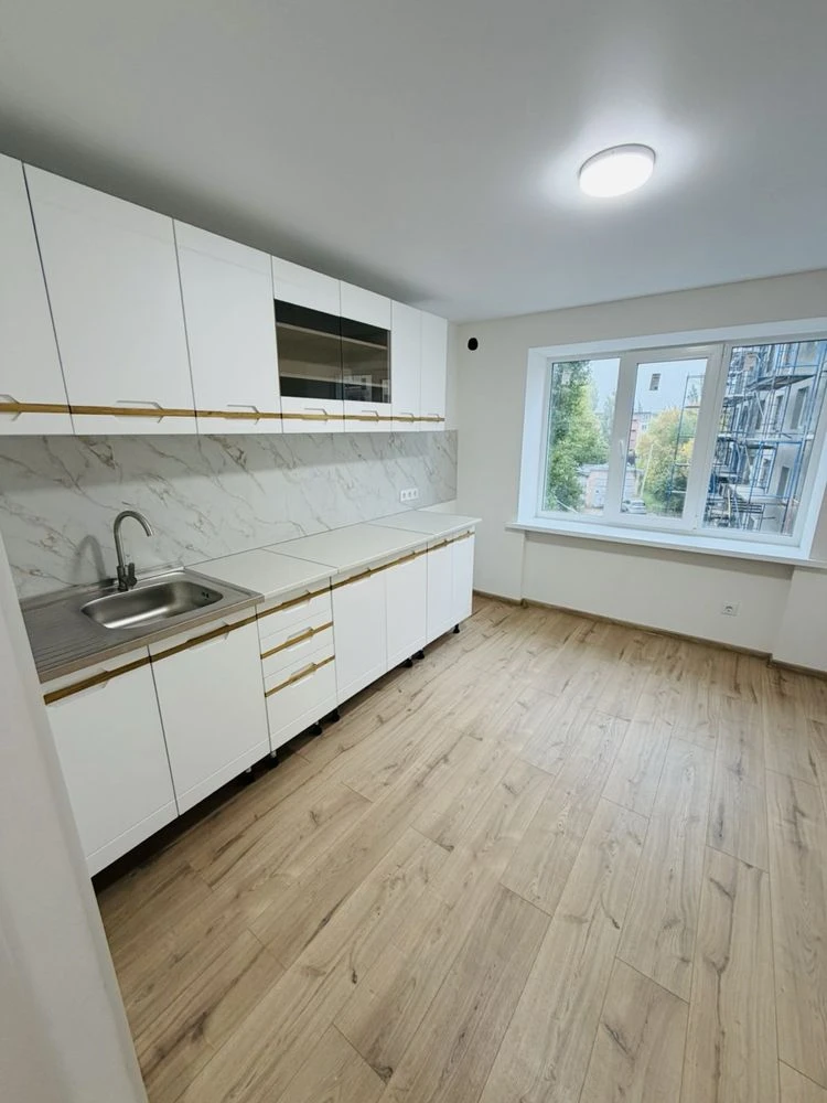 For Sale 1-bedroom apartment near AТB on Vasyl Nikit Street