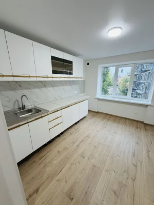 For Sale 1-bedroom apartment near AТB on Vasyl Nikit Street