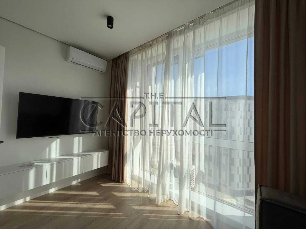 Sale of a New Stylish Apartment in the Slavutych 2.0 Residential Complex / Apartment for Sale