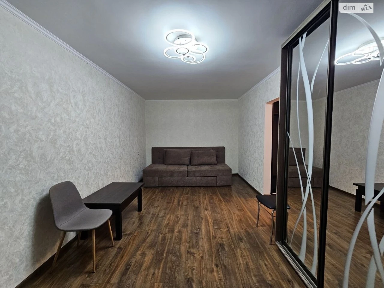 Apartment for Sale – Left Bank