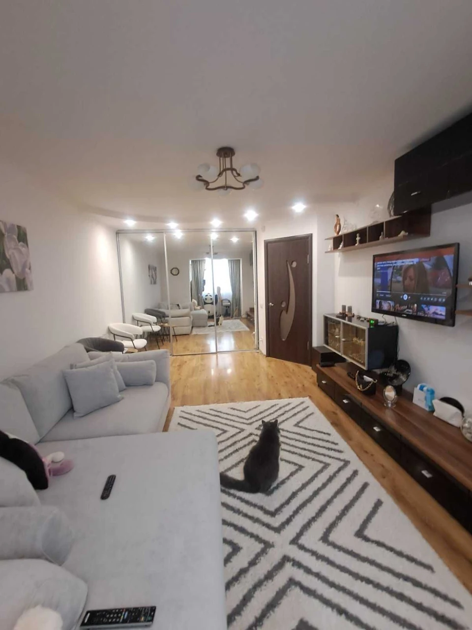 For Sale: 1 room apartment on Auto Zavodskaya Street, Kommunarovsk District