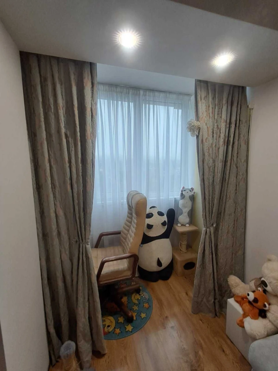 For Sale: 1 room apartment on Auto Zavodskaya Street, Kommunarovsk District