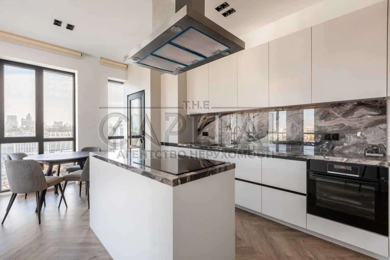 Продаж видової квартири 100 м² в ЖК Chicago Central House |