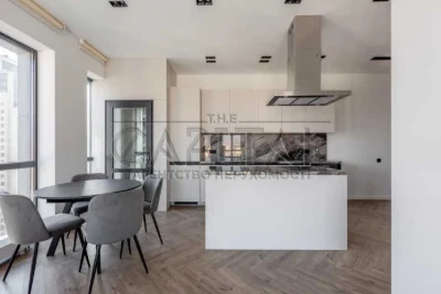 Продаж видової квартири 100 м² в ЖК Chicago Central House |