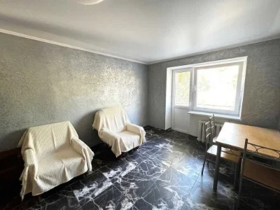3-room apartment 57 sq.m, capital renovation, brick