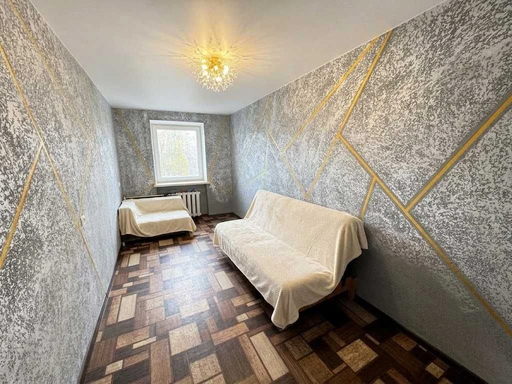 3-room apartment 57 sq.m, capital renovation, brick