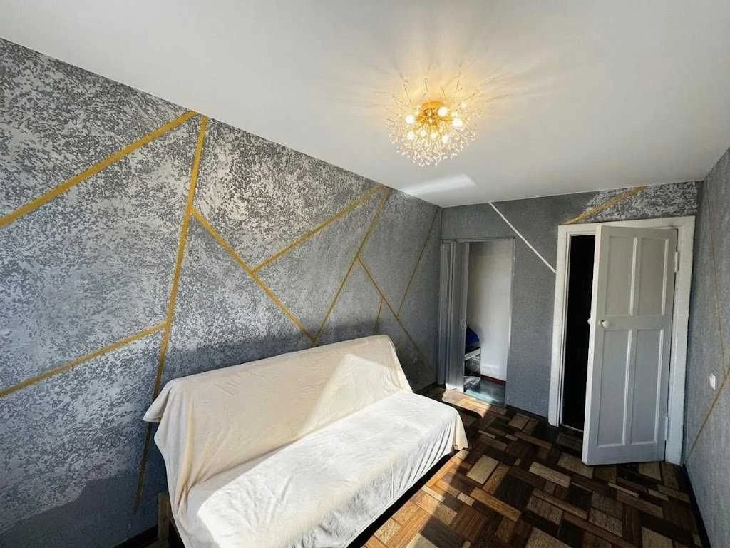3-room apartment 57 sq.m, capital renovation, brick