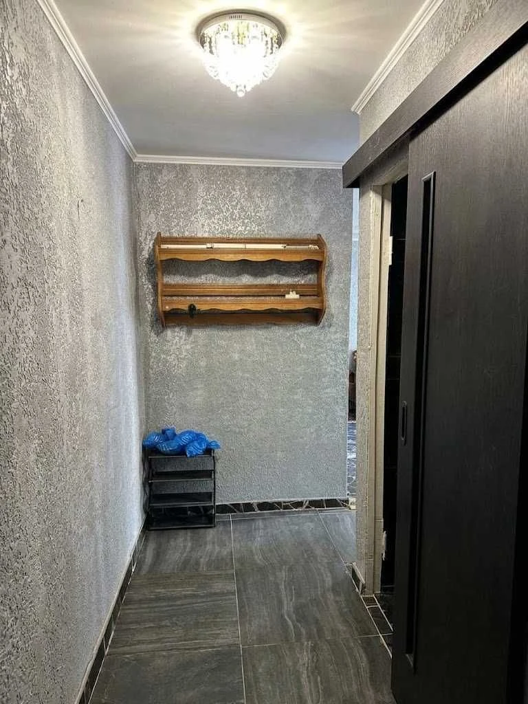 3-room apartment 57 sq.m, capital renovation, brick