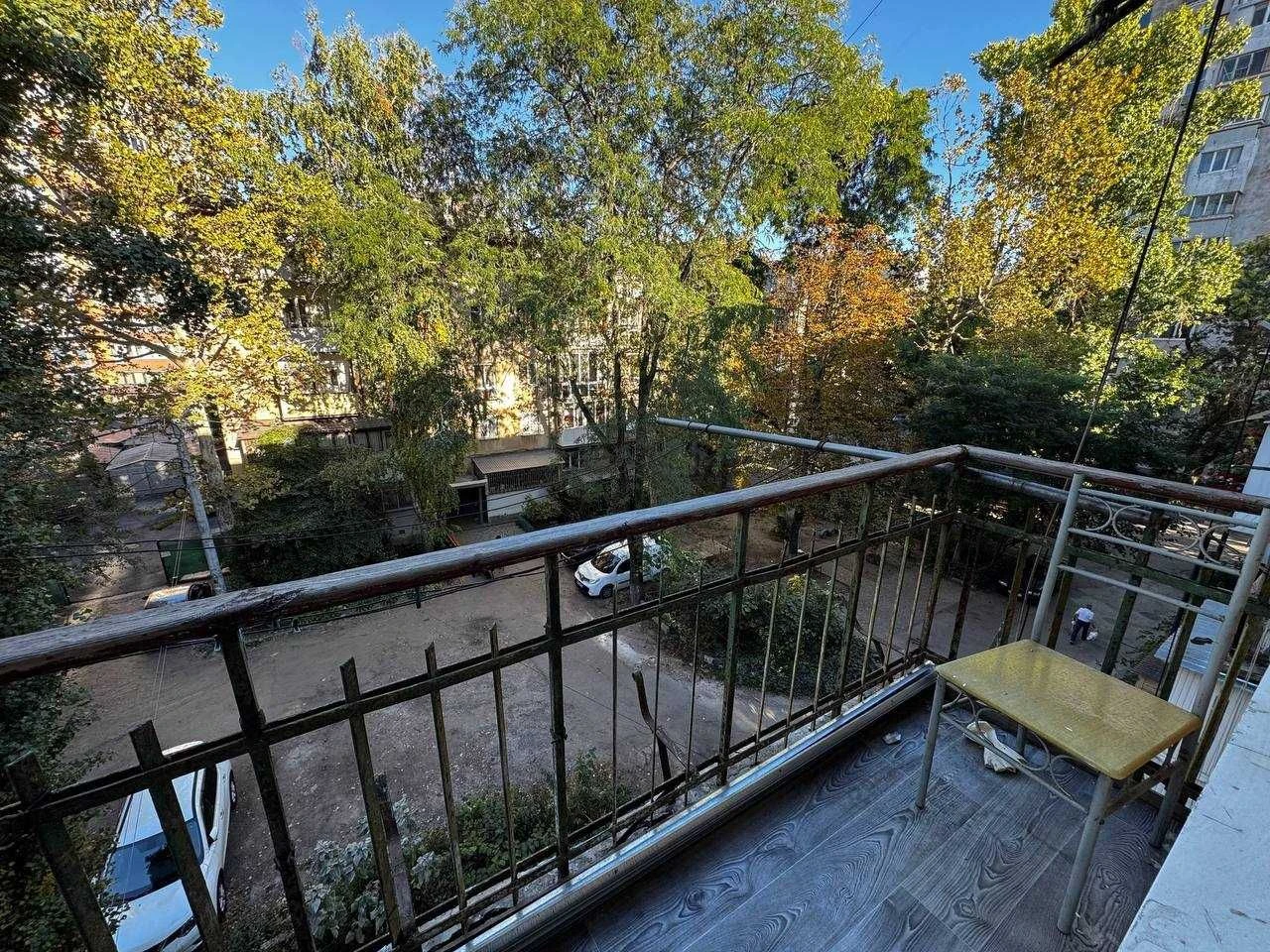 3-room apartment 57 sq.m, capital renovation, brick