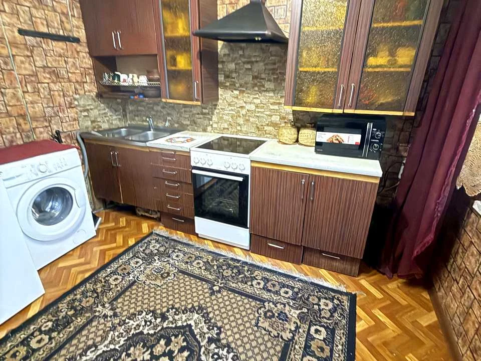 Apartment. Heroiv Dnipra Street, Mytnitsa District