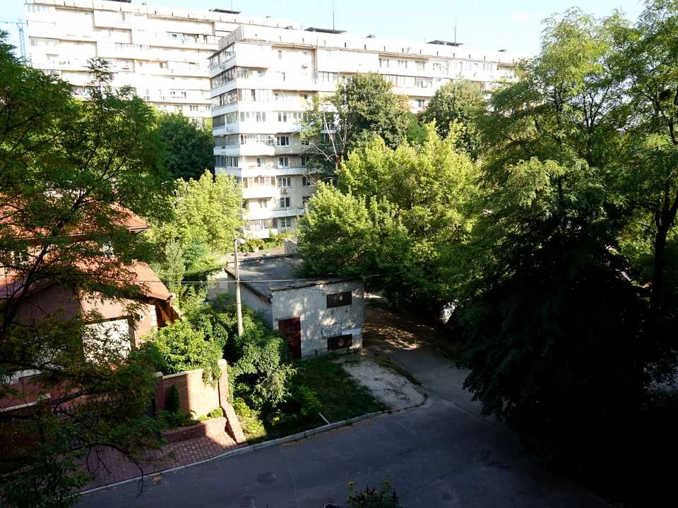 Квартира. Київ, Саперне Поле вул.