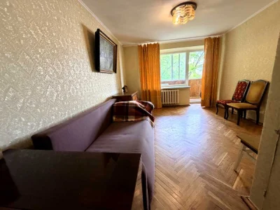 Квартира. Київ, Кловський проспект