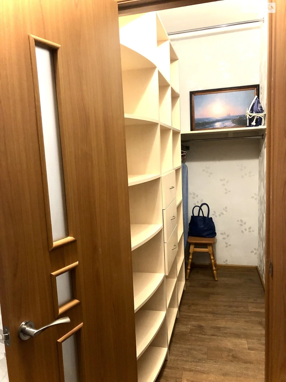 Long-Term Rental Apartment, Pospil