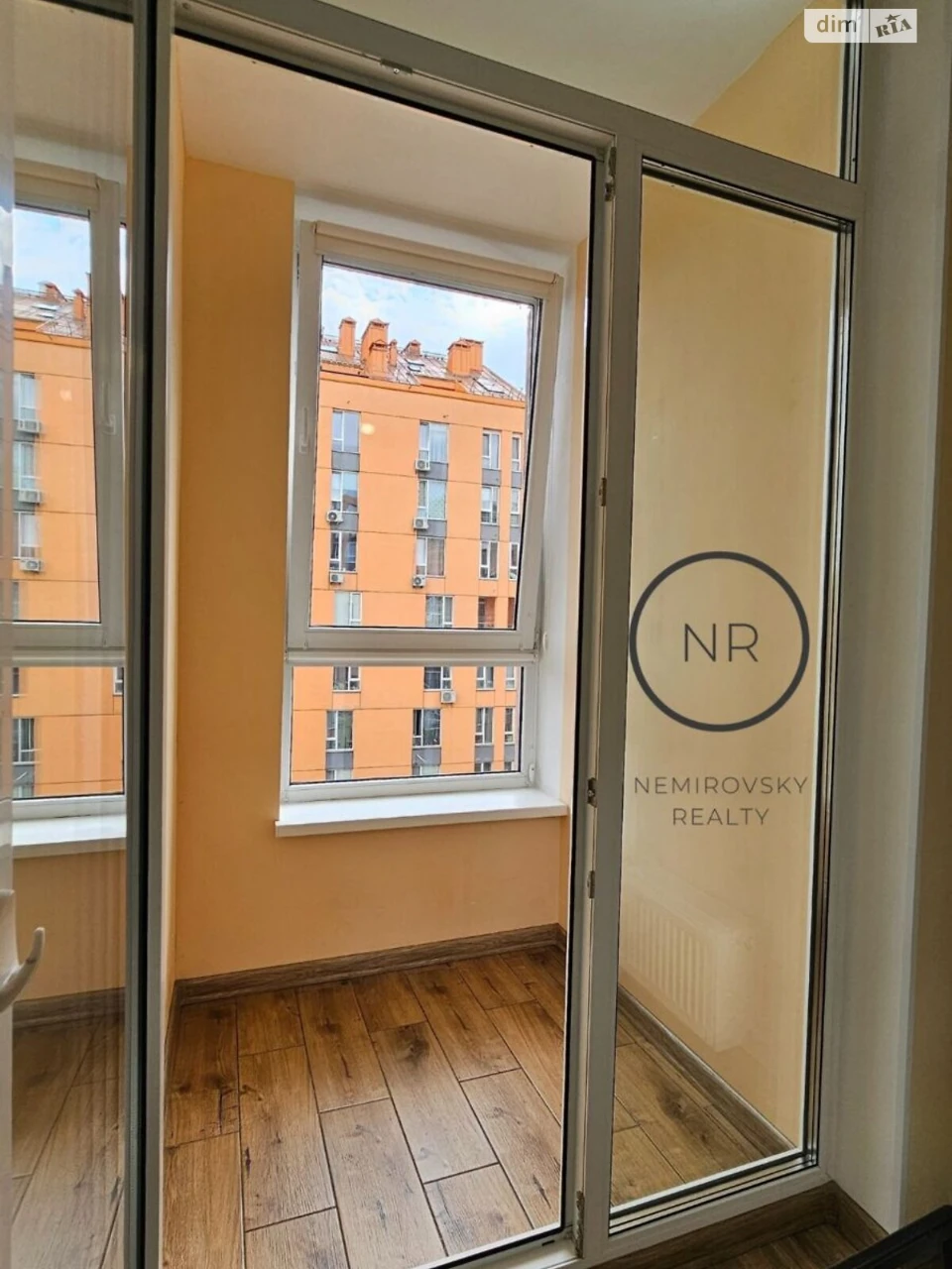 Long-Term Rental Apartment, Social City