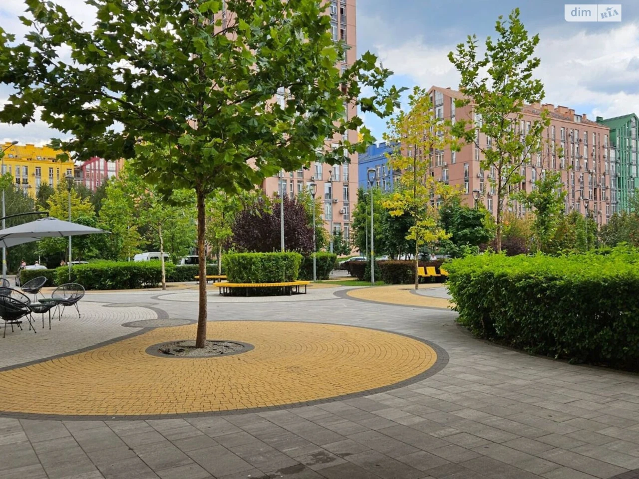 Long-Term Rental Apartment, Social City