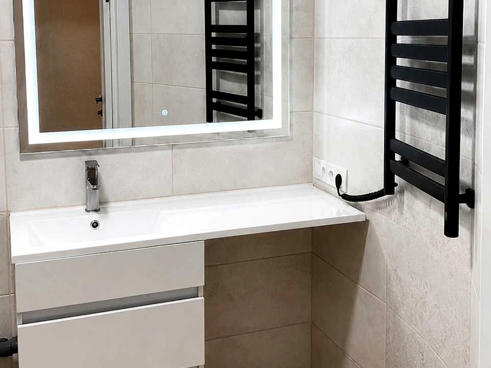 One-bedroom Apartment for Sale