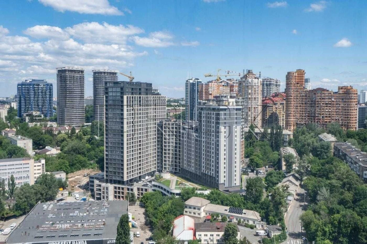 Продаж всього этажа в ЖК Бульвар Фонтанів, 468 м2, Сап
