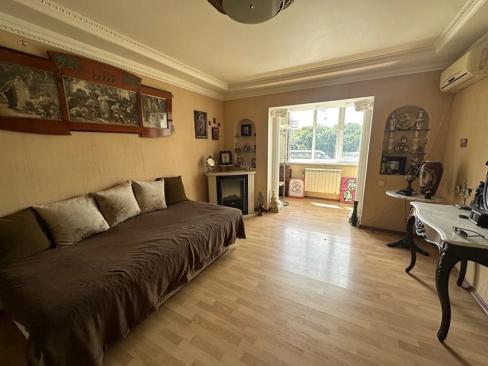 Sale of a 1-bedroom apartment at Kyivrska 126/2, Podilsky district