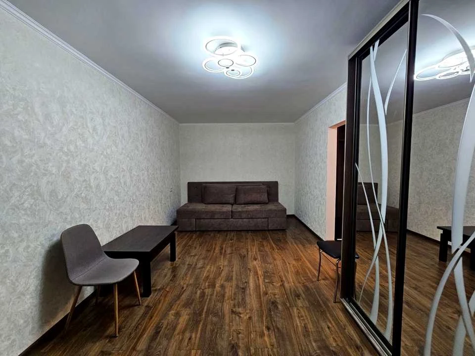 Apartment. Dnipro, Tereshchenkivska st.