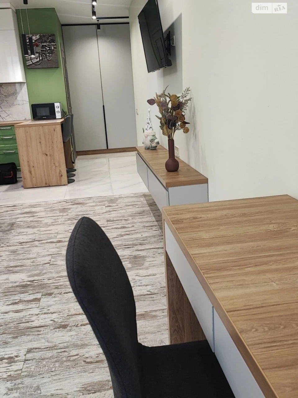 Long-Term Rental Apartment in Holosko