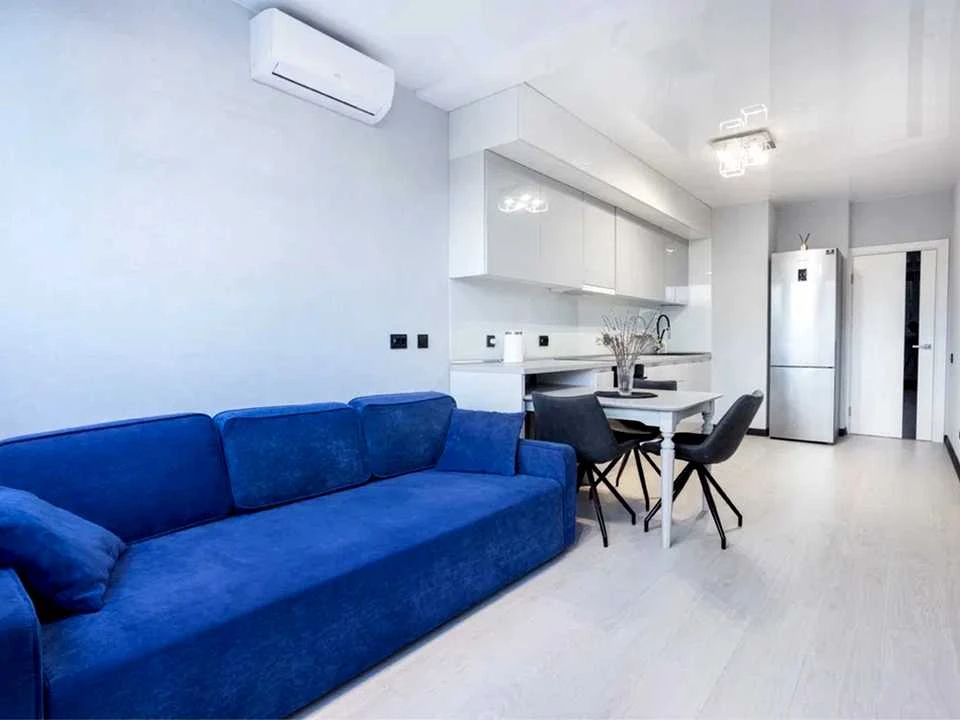 Apartment. Yasynuvat Street, Kyiv
