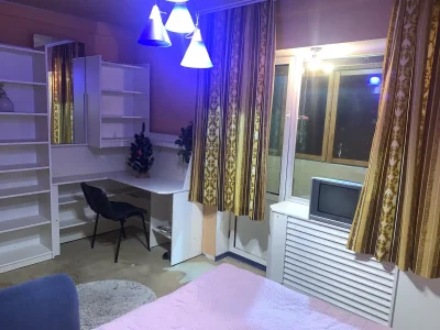 Rent 2-room apartment 63 m² on the 8th floor.