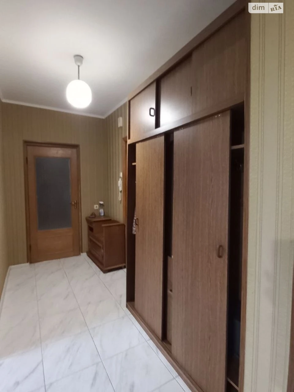 Long Term Rental Apartment, Obolyné