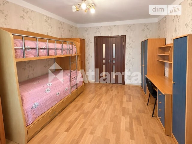 Продається 2-кімнатна квартира 54,2 кв. м на вул. Автозаводська • ID 350