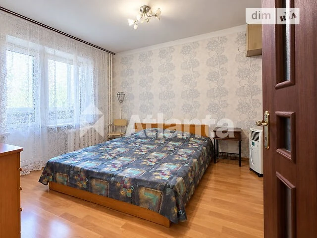 Продається 2-кімнатна квартира 54,2 кв. м на вул. Автозаводська • ID 350