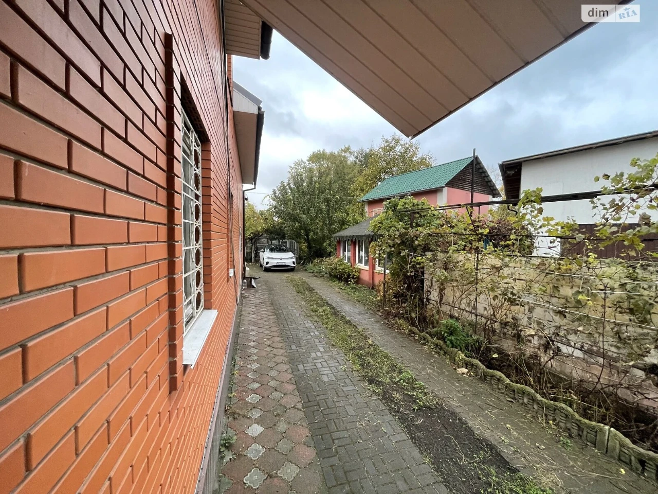 Long-Term Rental House, Osokorky