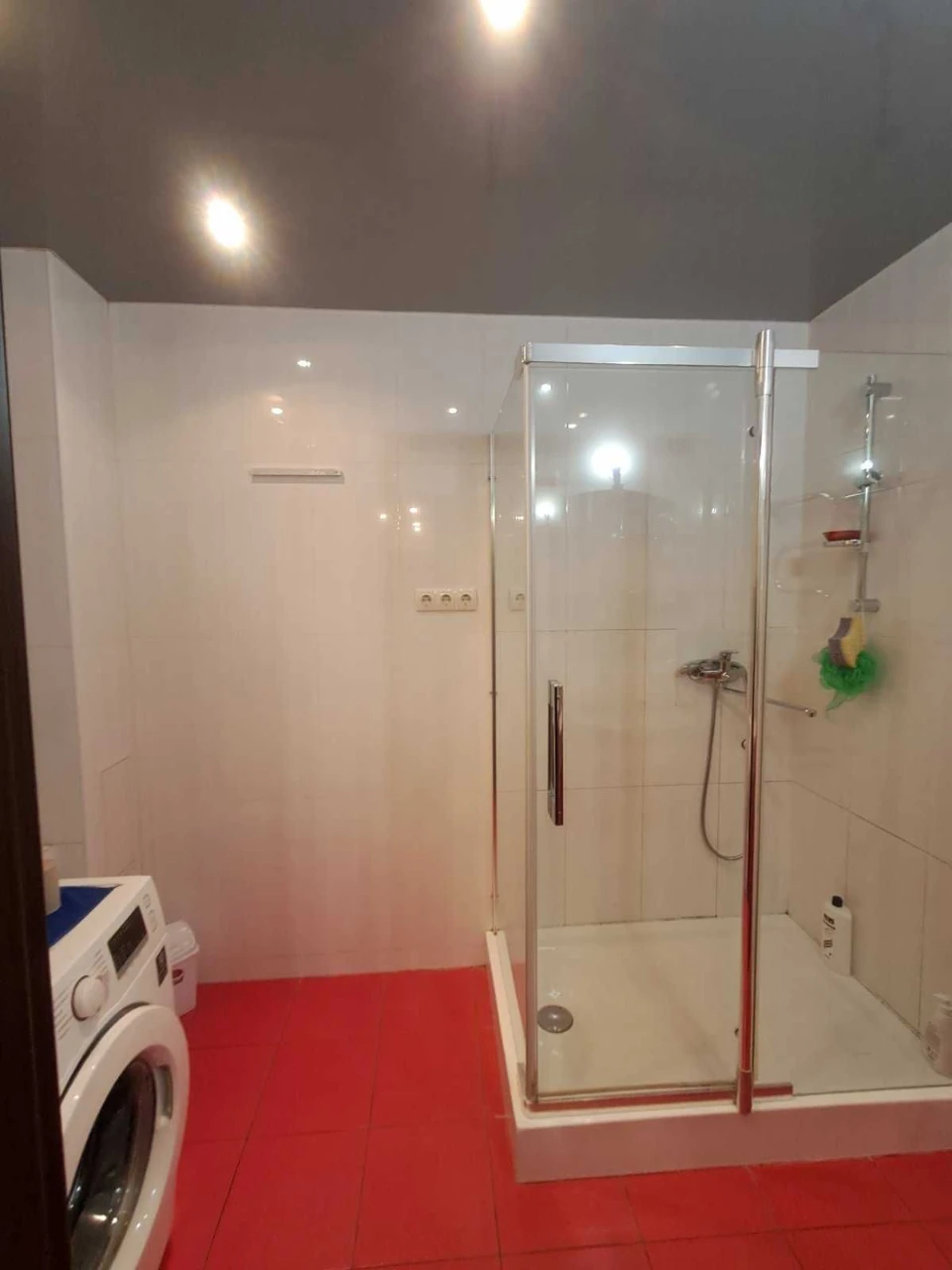 For Sale: 3-room apartment on ul. Avtozavodskaya, Kommunarsky district