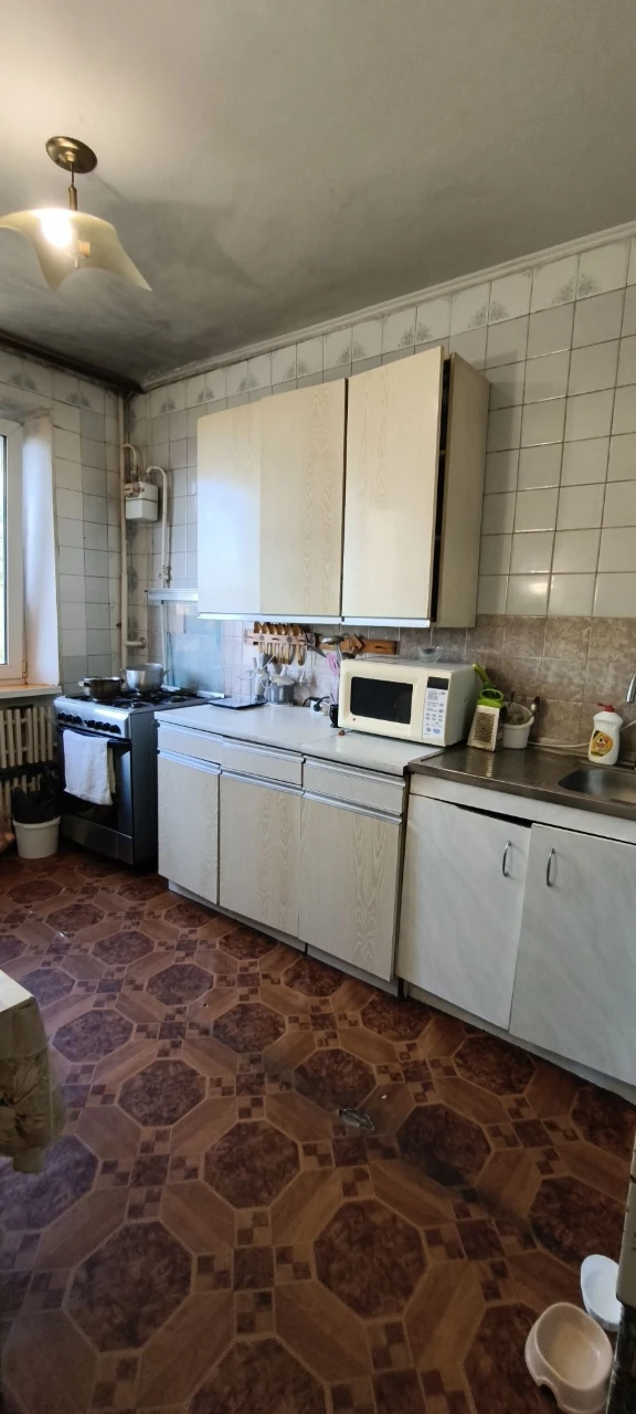 Продажа 3-комнатной квартиры в Замости, второй этаж