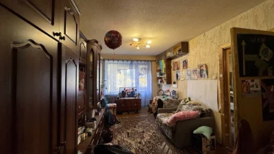 Продається 1-кімнатна квартира 35,5 м2, будинок "Красный Камень"