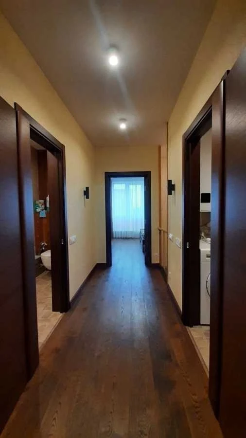 Продажа 3-комнатной квартиры 105 м², Метрологическая ул., 40Б