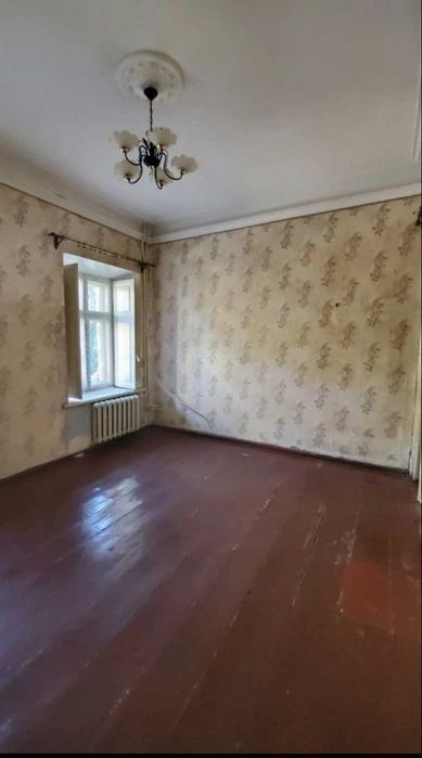 4-комнатная квартира в центре, Новосельского