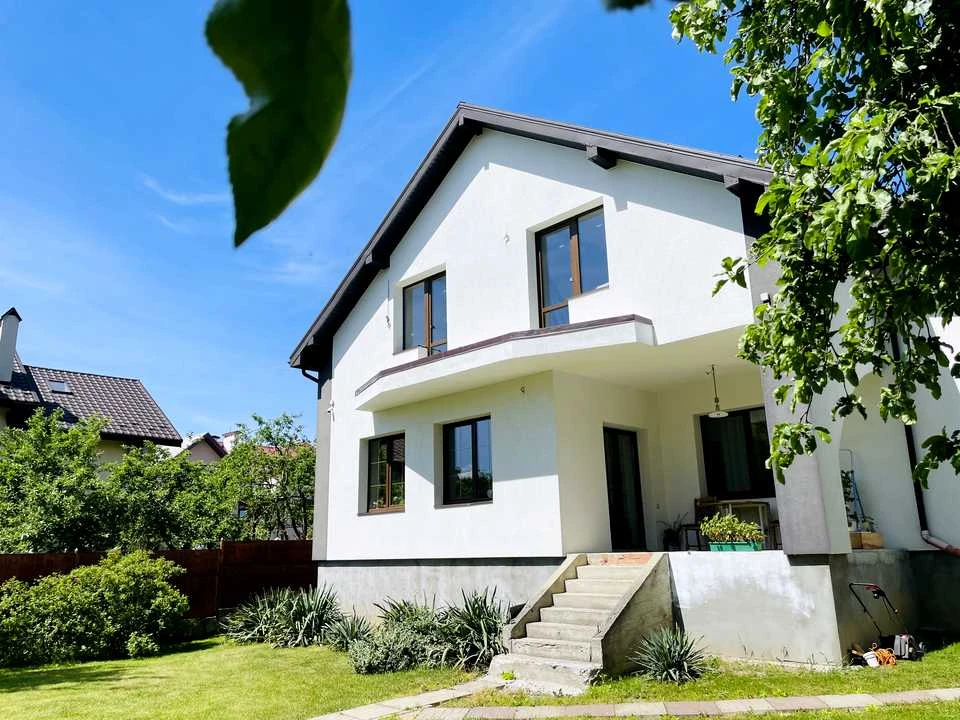 House. Lviv, Lugova st.