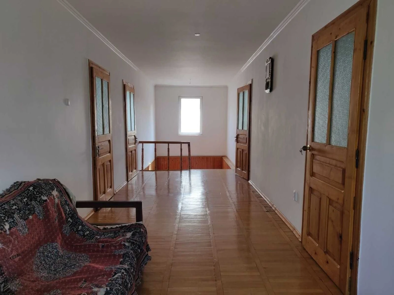 Selling a large house. Possible exchange for apartments with an additional payment.