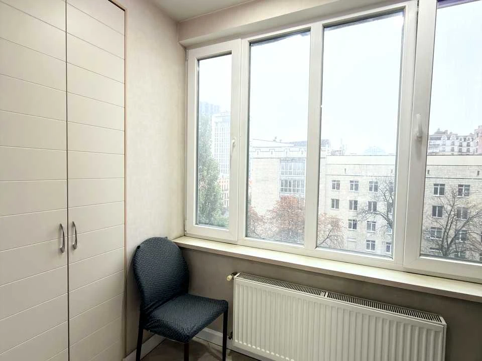 Квартира. Київ, вулиця Богдана Хмельницького
