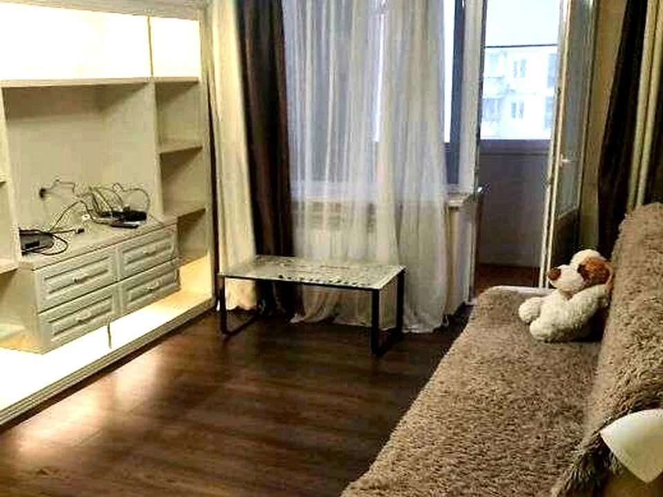 Apartment. Obonys' Prospect, Kyiv