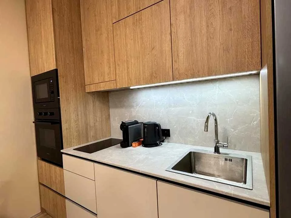 Apartment. Dnipro, Naberezhna Peremohy Street