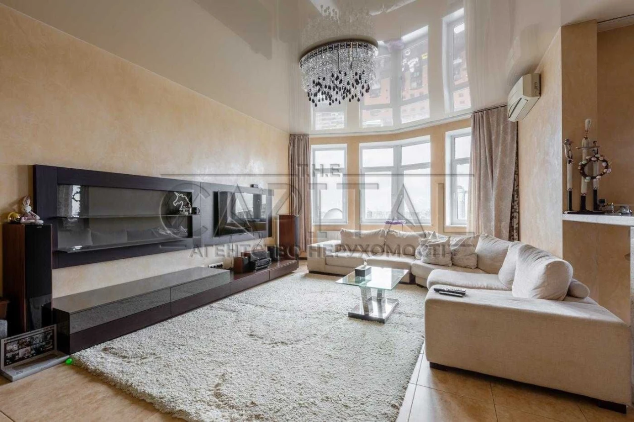 Продажа 3-комнатной квартиры на Печерске | 118,3 м² | 2 паркоместа