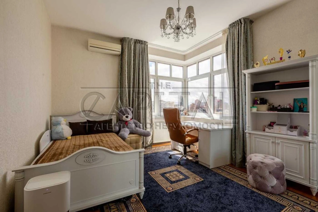Продажа 3-комнатной квартиры на Печерске | 118,3 м² | 2 паркоместа
