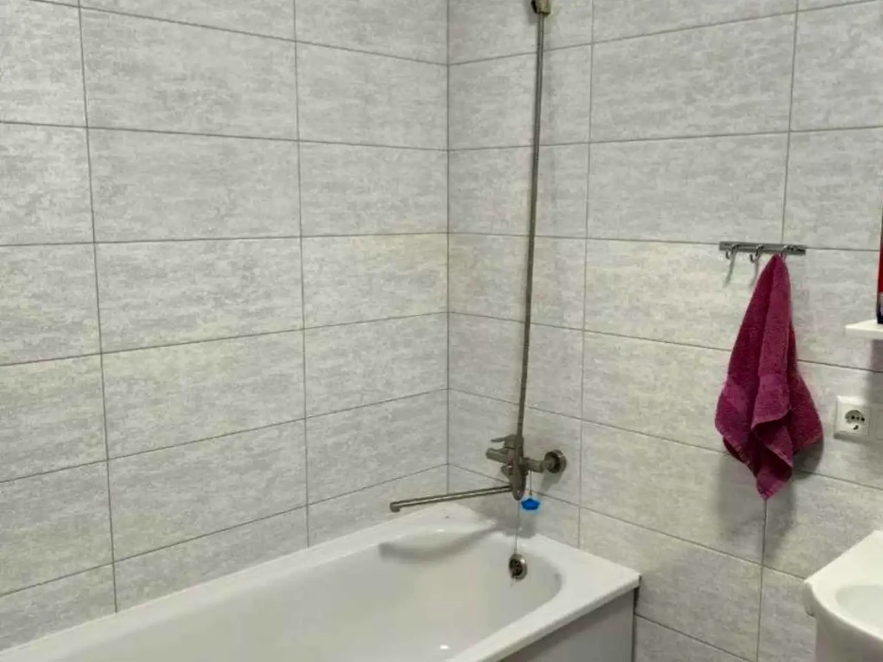 Оренда квартири 1-кімн. 42 м² 8/9 пов.