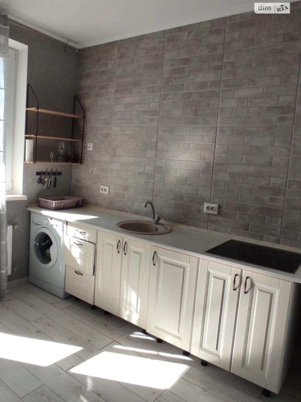Apartment for Sale - Blizni Mlyni