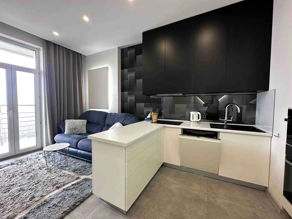 Apartment. Sapernoye Pole, вул.