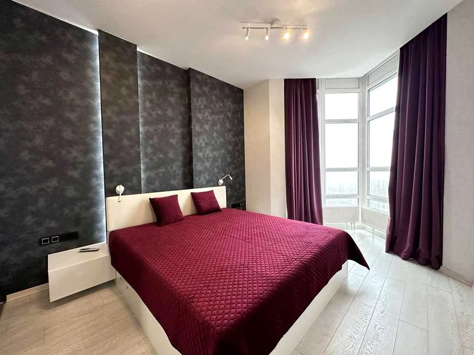 Apartment. Sapernoye Pole, вул.